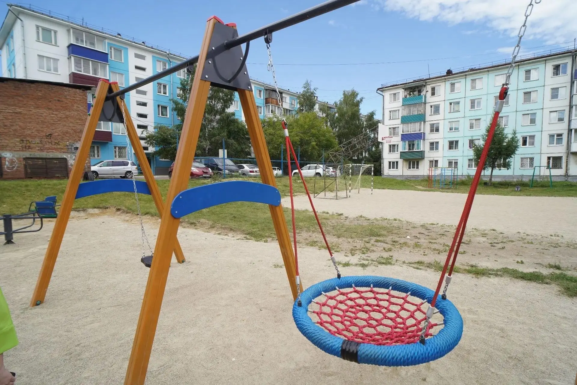 В 2026 году в Усолье-Сибирском реализуется 15 инициативных проектов
 
🔹Во время рабочей поездки в У
