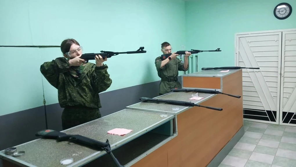 🔥 #СтудентыПК8 вышли в суперфинал военно-патриотической игры «Лига героев»!  И завтра в Лужниках им 
