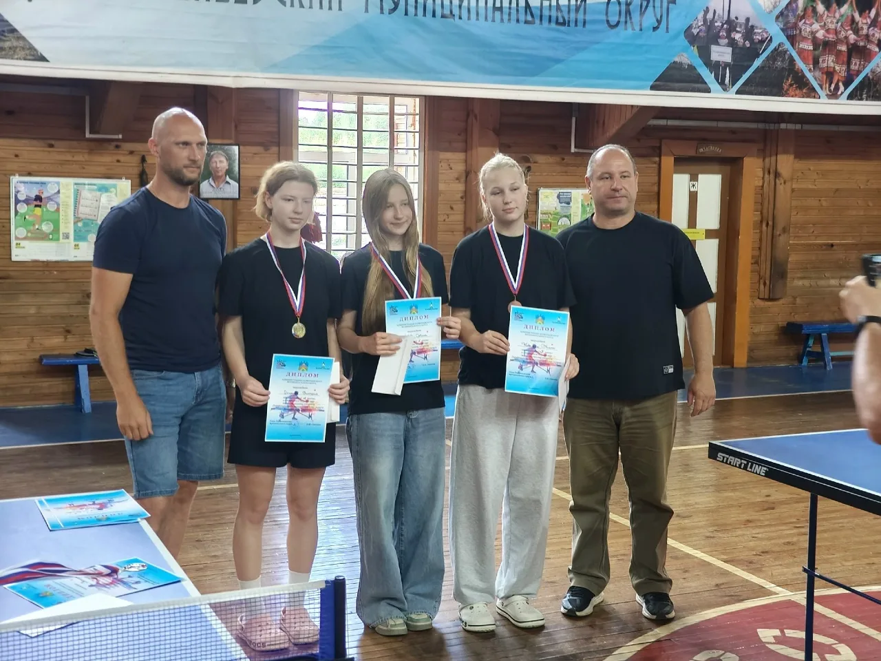 🏓 Битва характеров, ракеток и воли: как прошёл турнир памяти Груздева А.В. в Парфеньево

4 июля на 