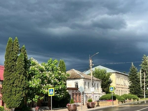 Курская область оказалась в грозовом очаге.