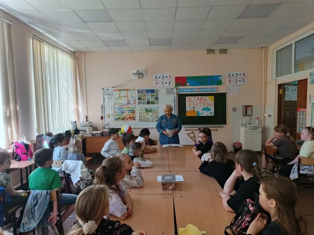 5 июня, в преддверии Дня русского языка, в для участников школьного летнего лагеря прошел познавател
