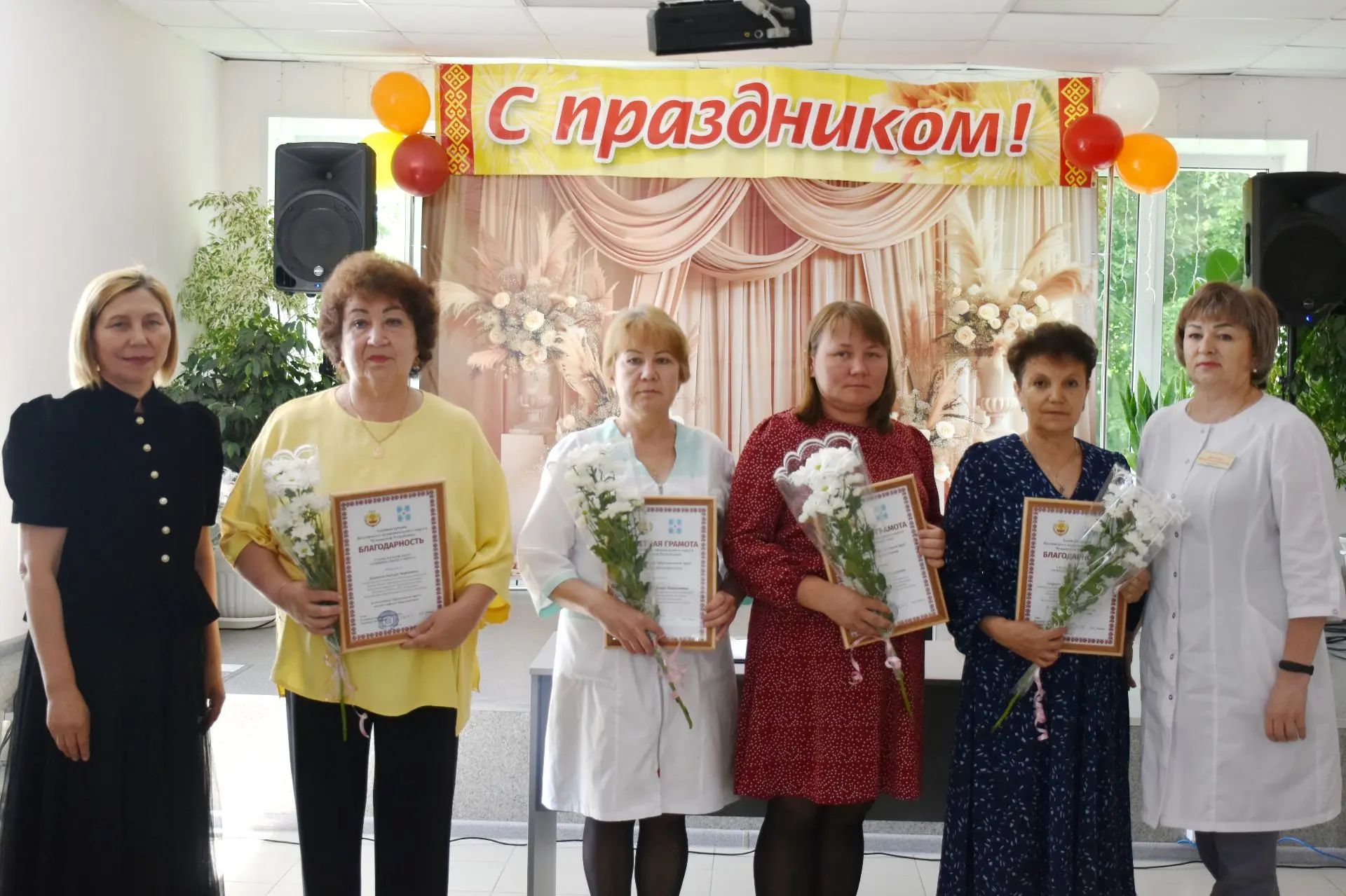🧑 Медицинский работник — это архитектор долгой и активной жизни нации❤️
 
В преддверии Дня медицинс