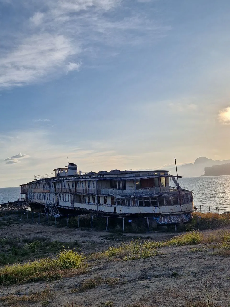 Первый и последний ... ⛴️