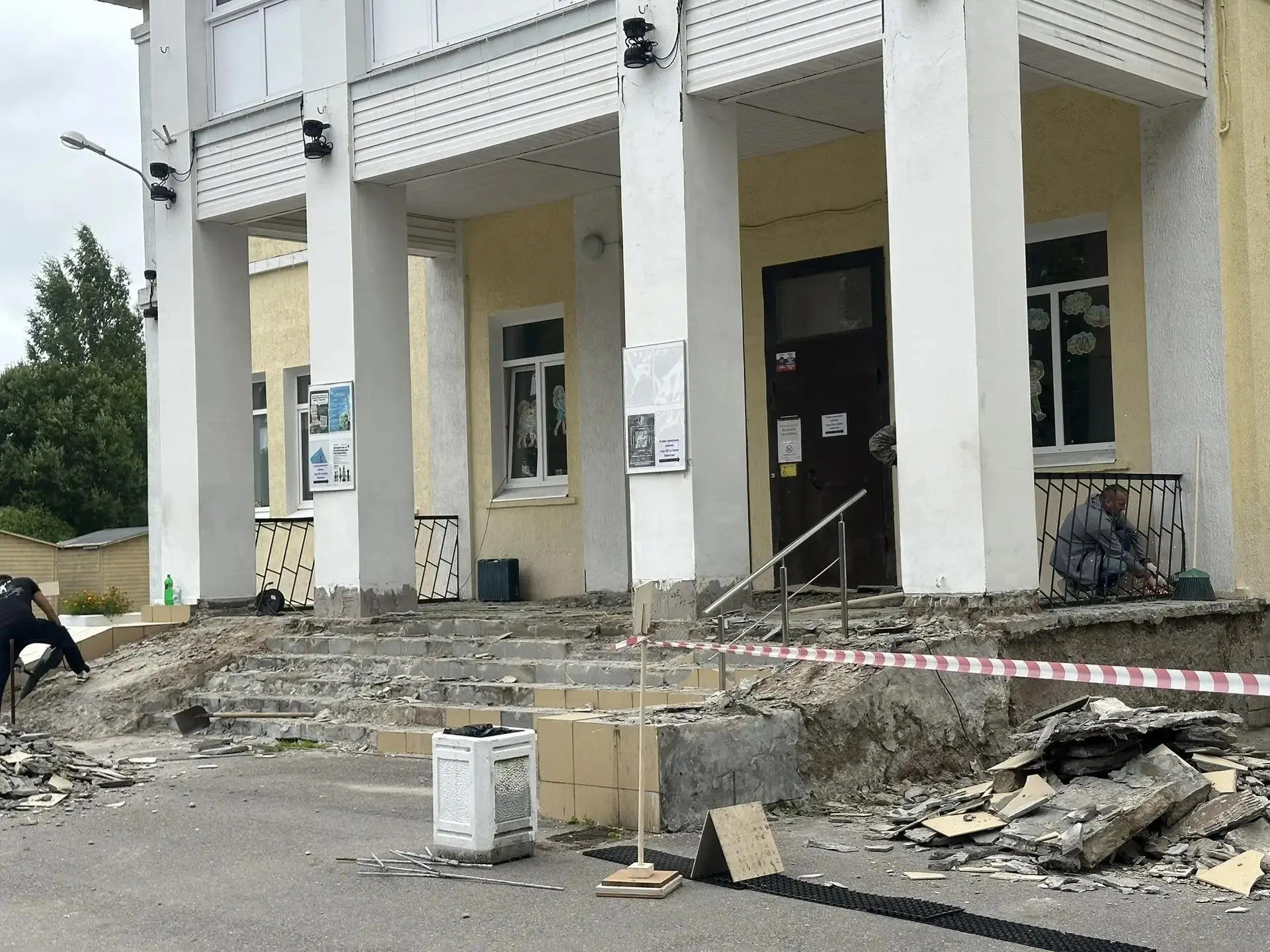 🎭 Внимание, посетители Рахьинского Дома культуры!