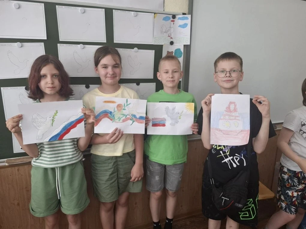 🇷🇺 Готовимся ко Дню России!