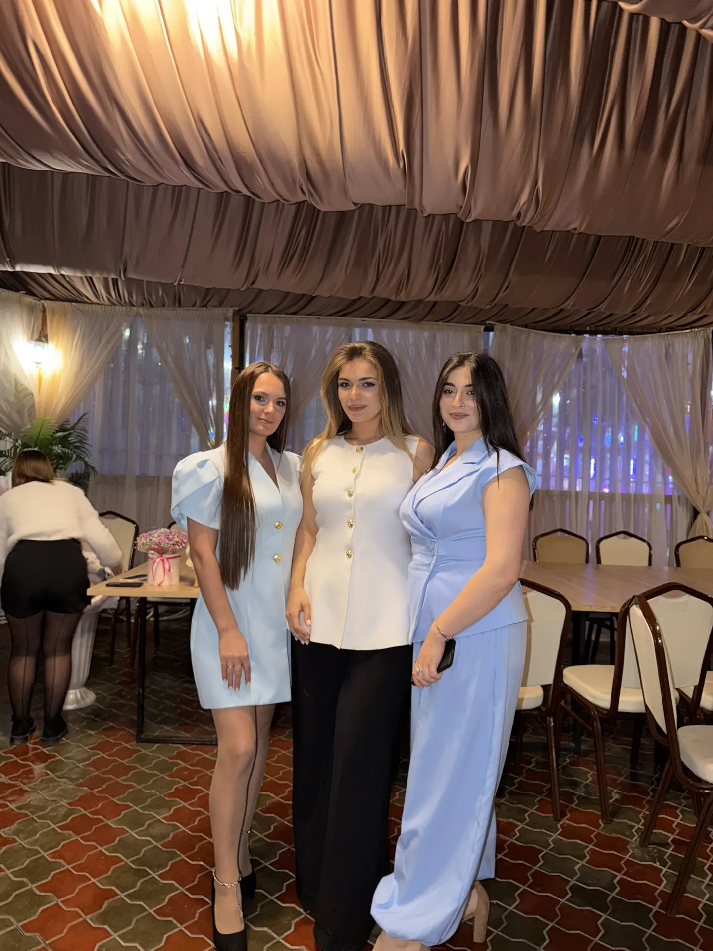 Сегодня мы опять отдыхаем на празднике 🥰