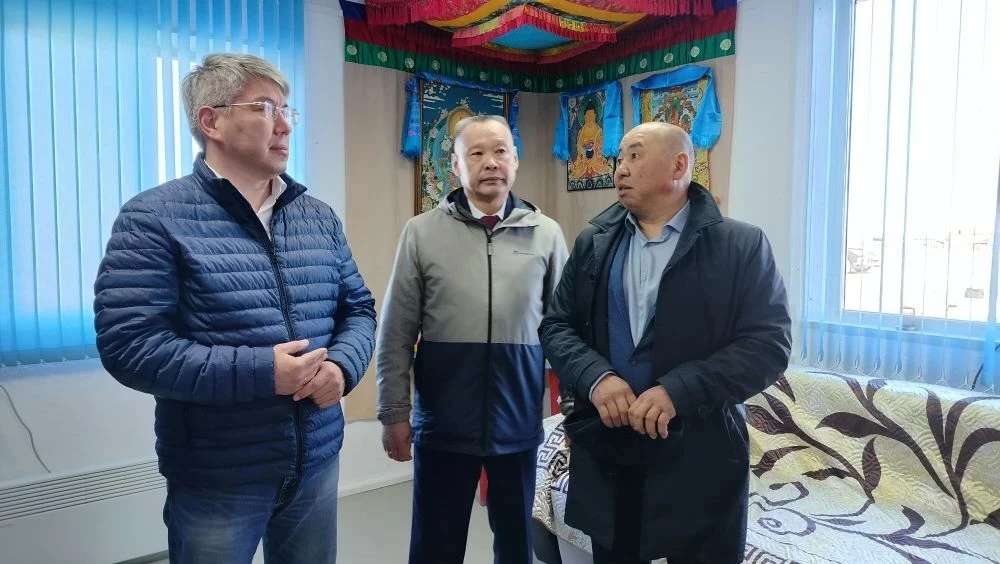 В Еравнинском районе жители села Домна построили дом для творчества, спорта и общения.   ✨Народная с