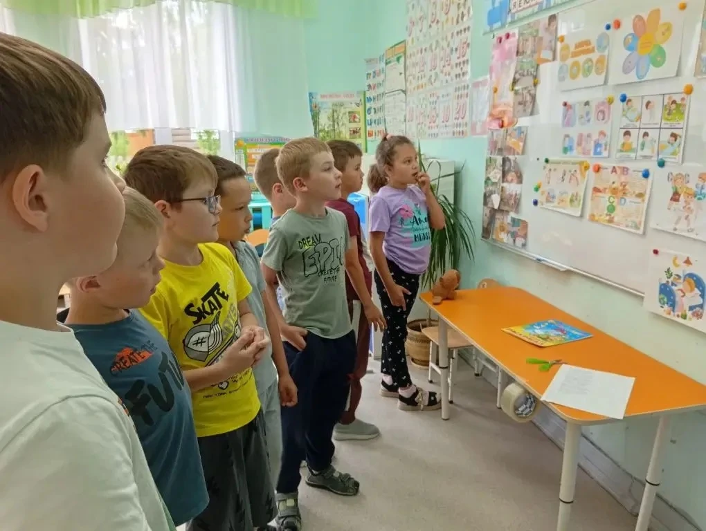 #неделя3#Неделя#здоровья
Чистота — залог здоровья! Группа «Фантазеры» в гостях у Мойдодыра 🧼🧼

😊 