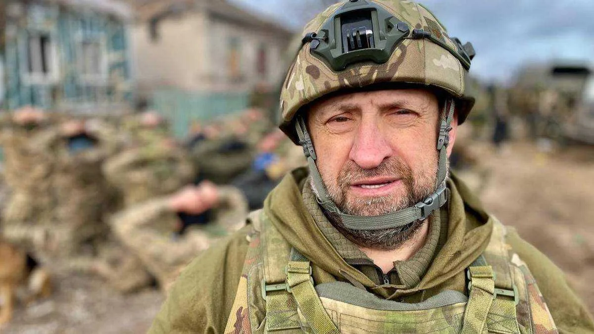 Сладков объяснил необходимость ударов по мостам в Киеве