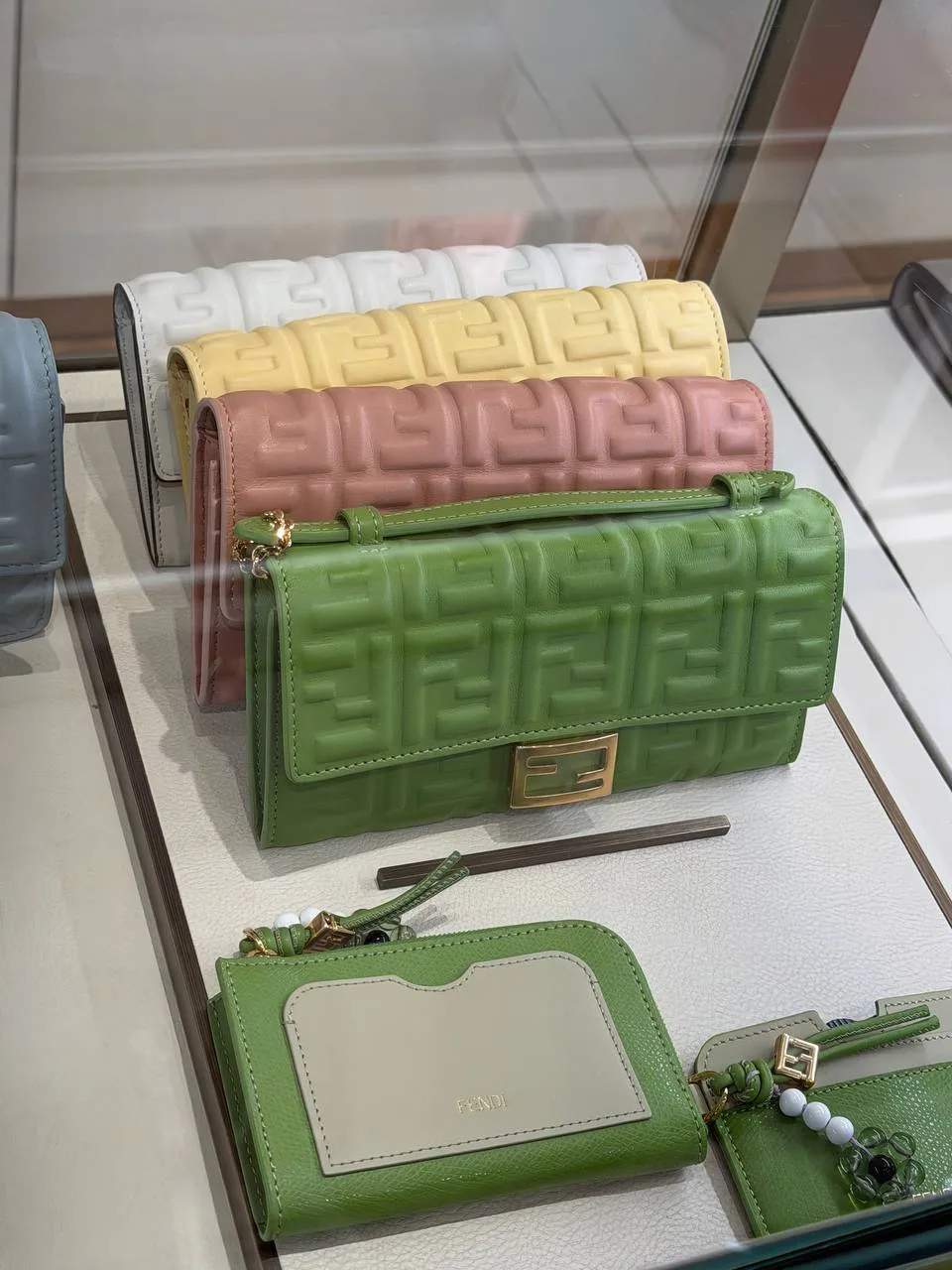 Аутлет Fendi к заказу