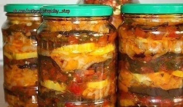 САЛАТ ИЗ КАБАЧКОВ И БАКЛАЖАНОВ