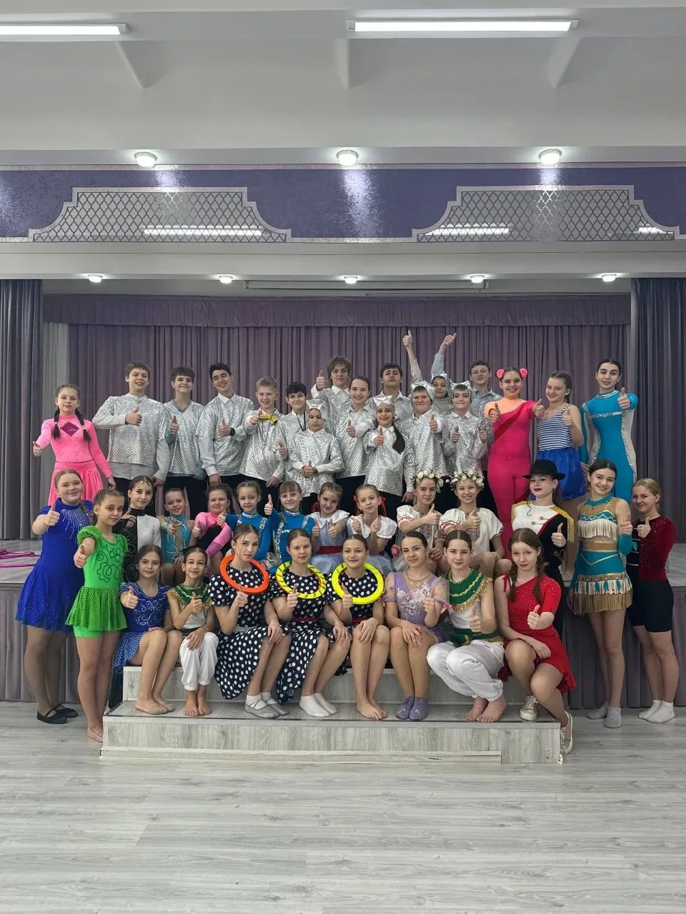 Наши образцовые коллективы подтвердили свои звания!
Поздравляем💐💐💐💐💐💐💐
🎼Образцовый художеств
