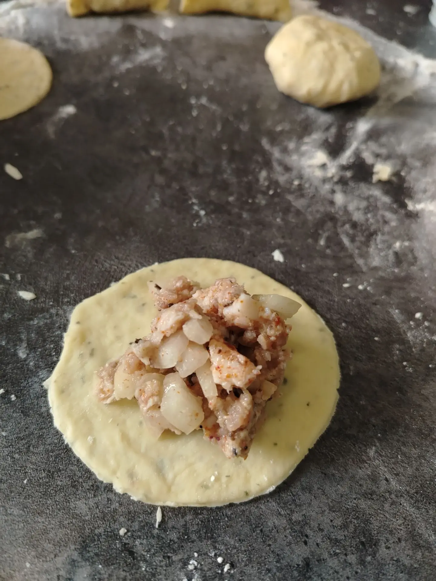 Манты сегодня у нас будут 🥟