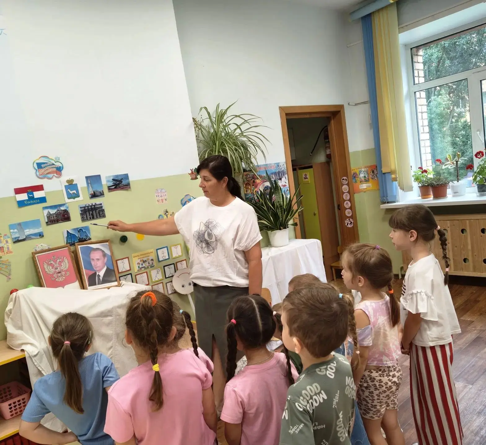 День символики Самарской области ежегодно отмечается 17 июля.  Праздник посвящен главным официальным