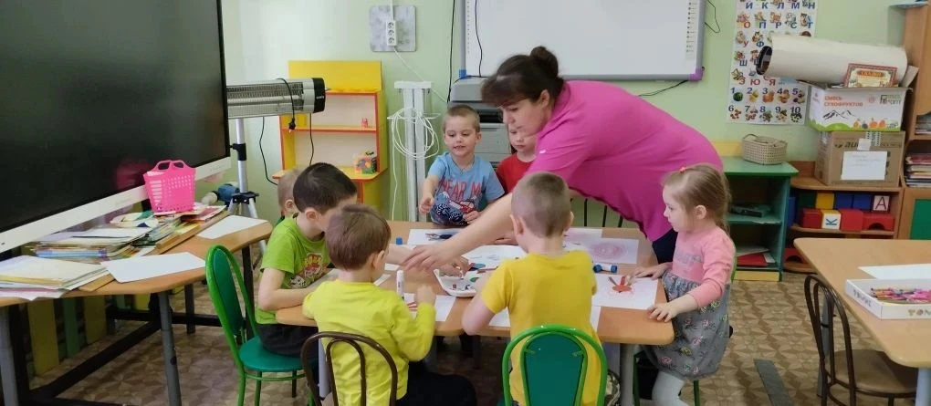 ☝️ Международный день птиц — экологический праздник, который отмечается ежегодно 1 апреля. Цель — пр