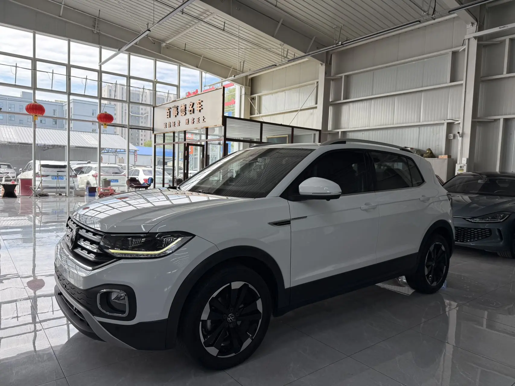 Volkswagen Tacqua 1.5L Automatic 
Smart Connect Edition

Автомобиль из Китая 🇨🇳
🏷 Цена под ключ: 