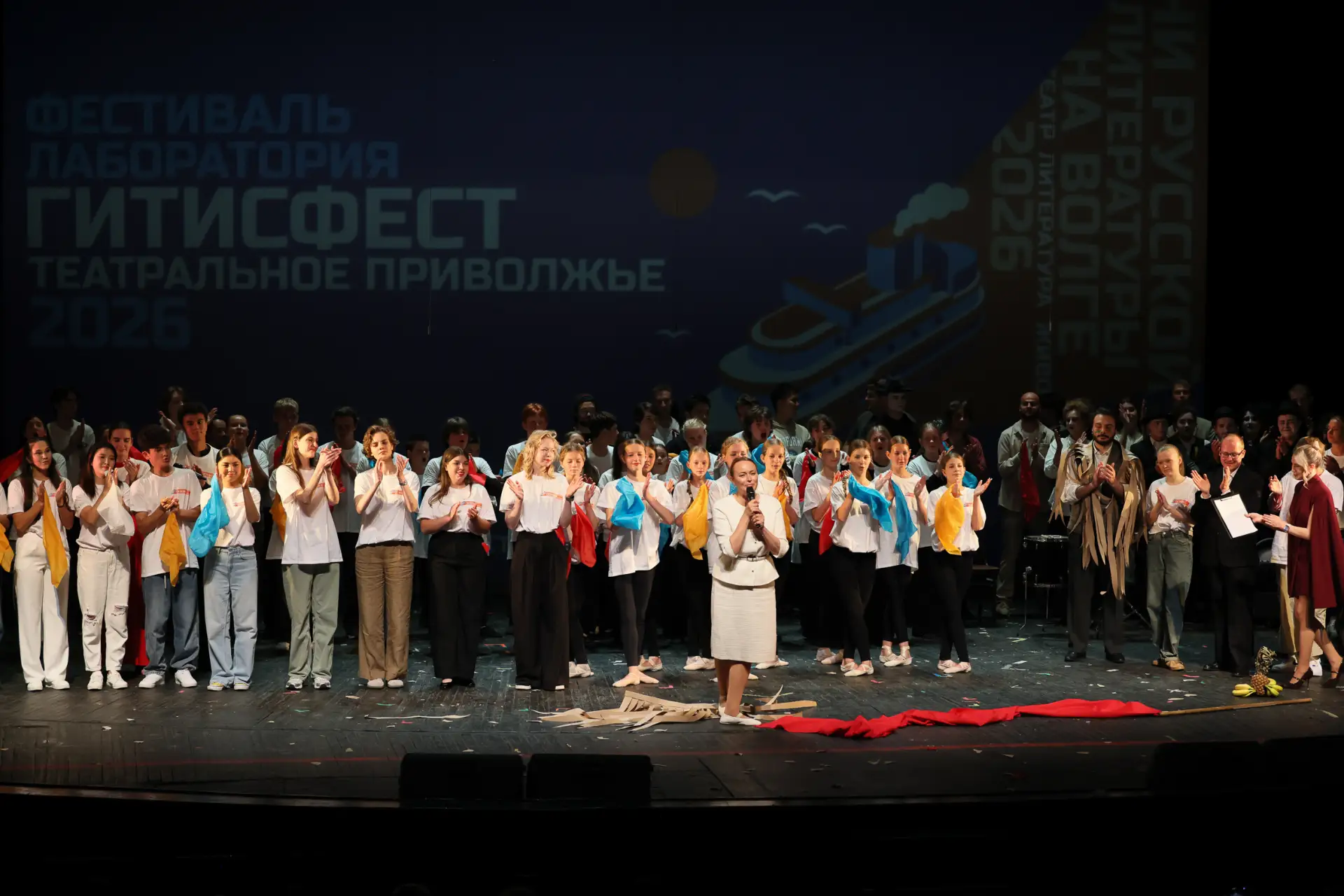 В Нижнем Новгороде торжественно завершился фестиваль-лаборатория «ГИТИСФЕСТ: Театрально...