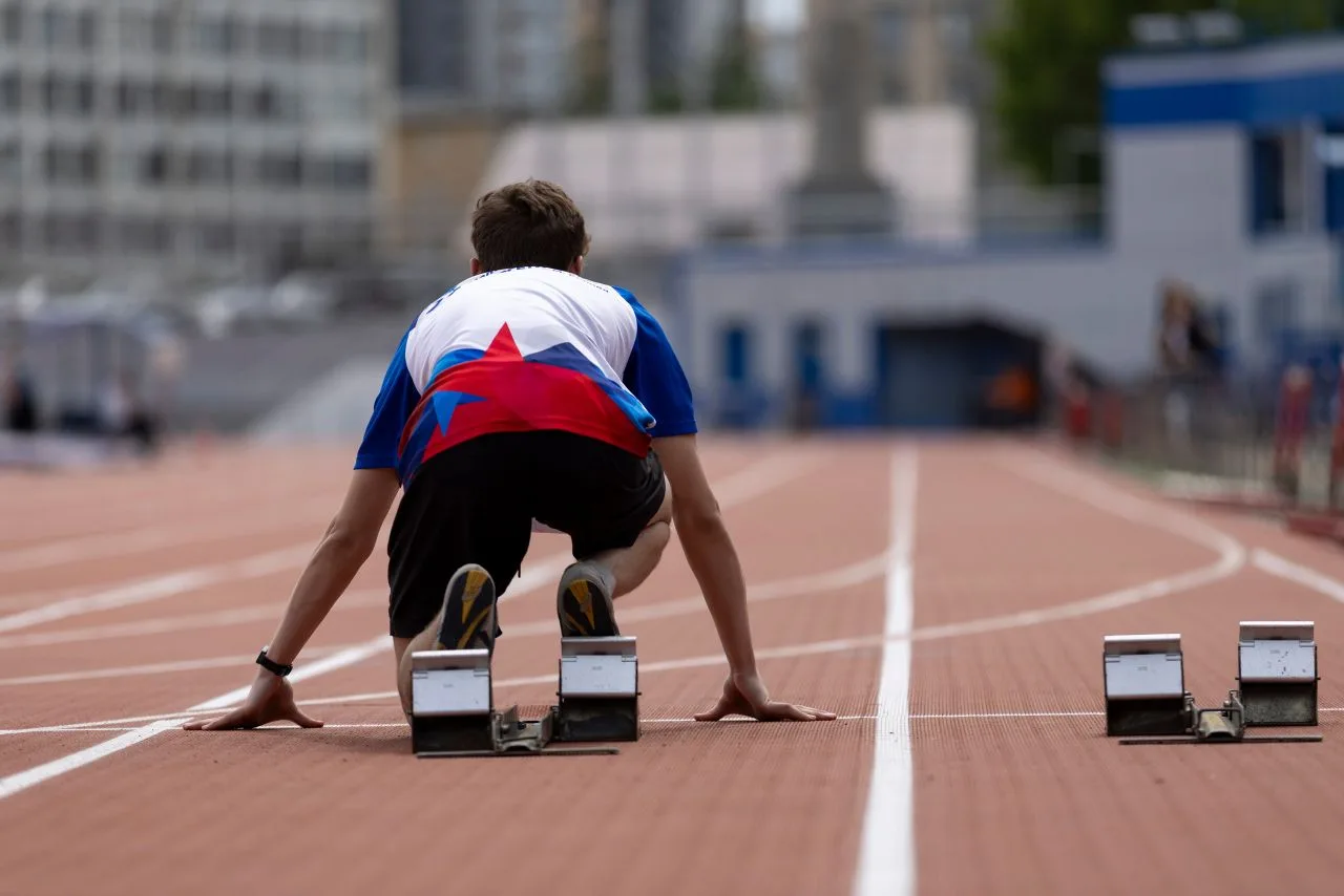 Не пропустите! 12-14 июня в Челябинске – Первенство России U18!

🏃🏻‍🏃🏻‍♀‍Стадион им. Е. Елесиной