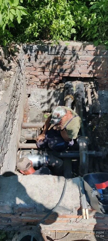 ✅🛠🚜Сообщаем вам об успешной замене запорной арматуры отопления по ул.Серегина,2 бригадой Шаповалов