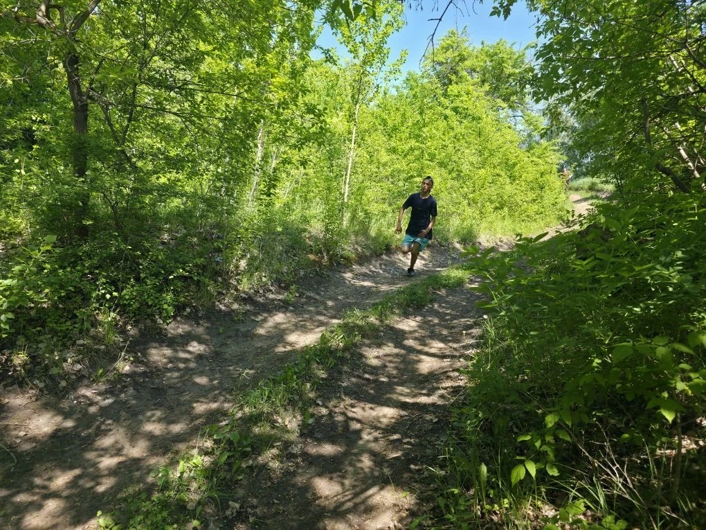 Весенний легкоатлетический кросс собрал юных спортсменов Каменского района! 🏃‍♂️🏆✨