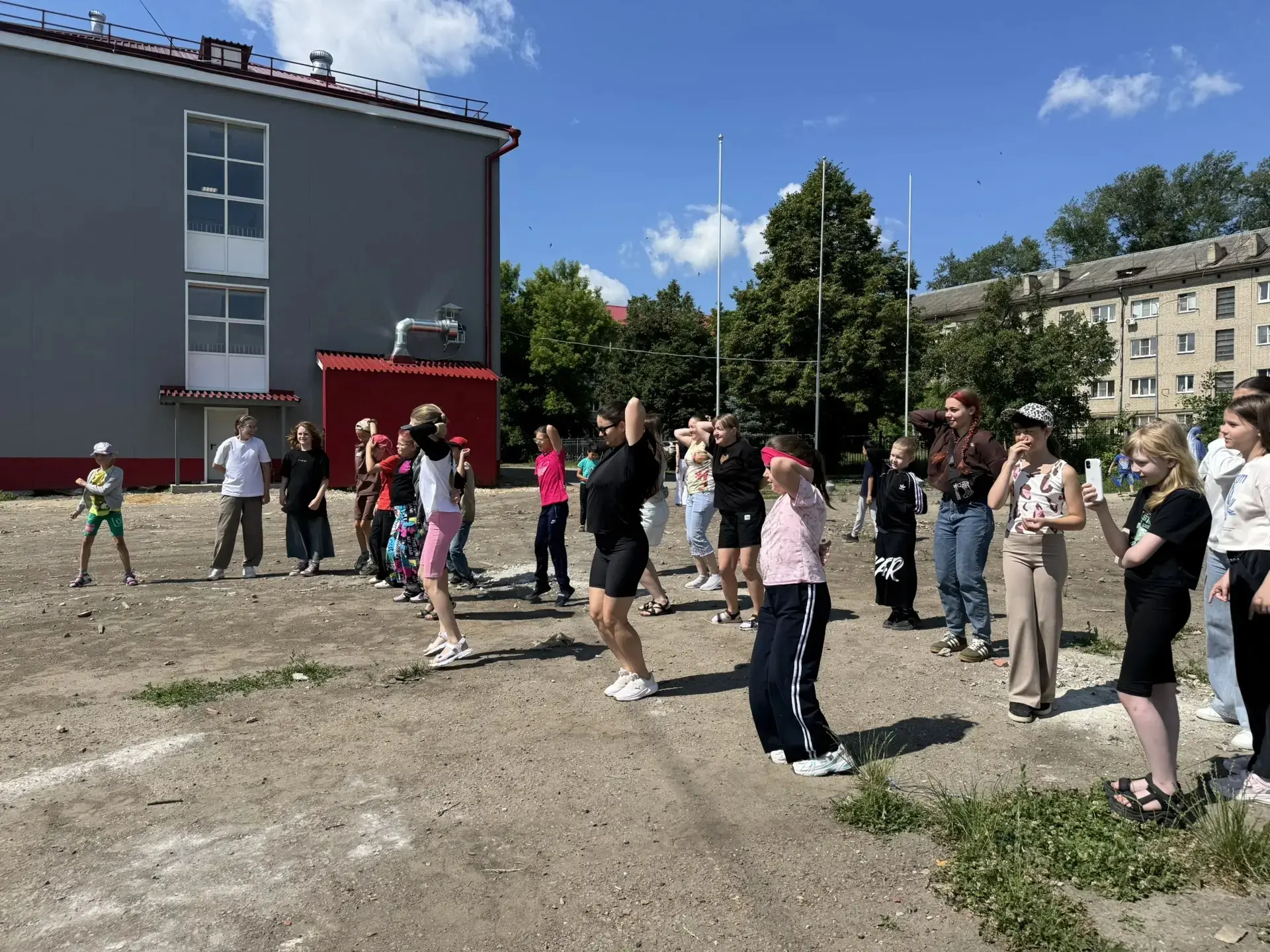 Сегодня в ЛДПД «Чайка» и «Солнышко» прошел родительский день.👨‍👩‍👧‍👧👨‍👩‍👧👩‍👧‍👦👯‍♂️🌈🔥⭐💫