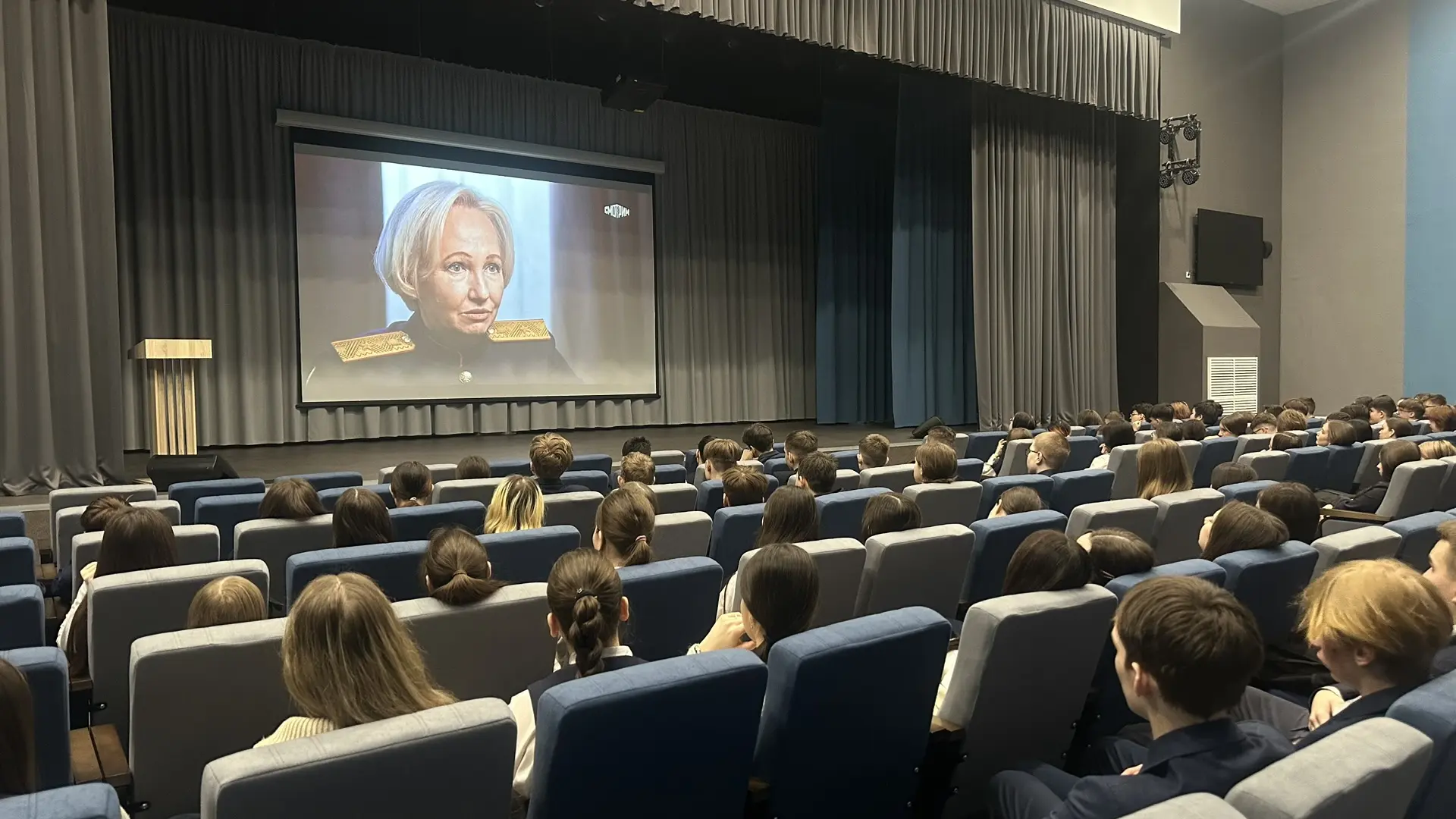 В рамках воспитательной работы и профилактики деструктивного поведения для учащихся 9-11 классов был