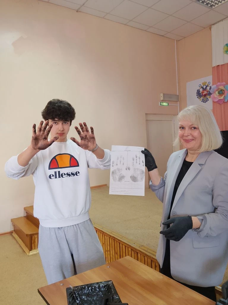 Сегодня к обучающимся 9 классов приходили преподаватели Московской Финансово-Юридической Академии. П