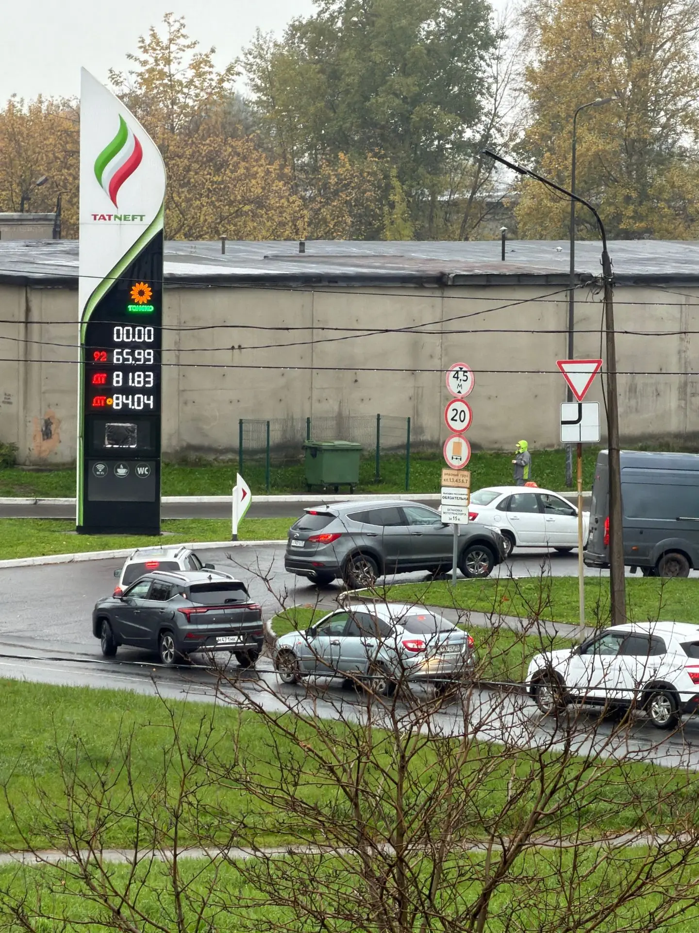 ✅️️⛽ Ситуация с бензином в Череповце и рядом с городом. Актуальная информация на 5 октя...