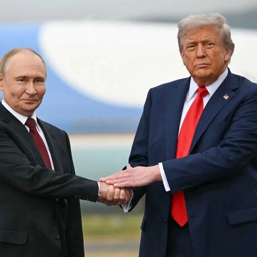 Путин по телефону поздравил Трампа с юбилеем, сообщили в Кремле

По словам помощника президента РФ Ю