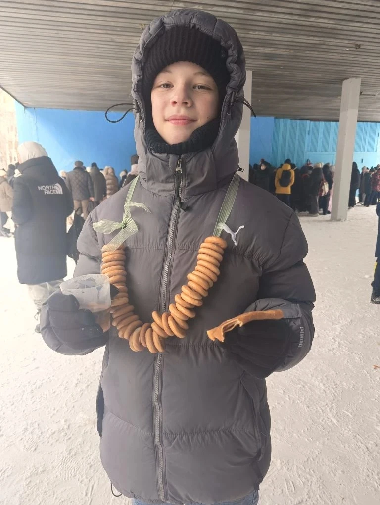 🌞 21 февраля в нашей школе прошла широкая Масленица! 🎉  В этот день нас ждали веселые гуляния, яркие