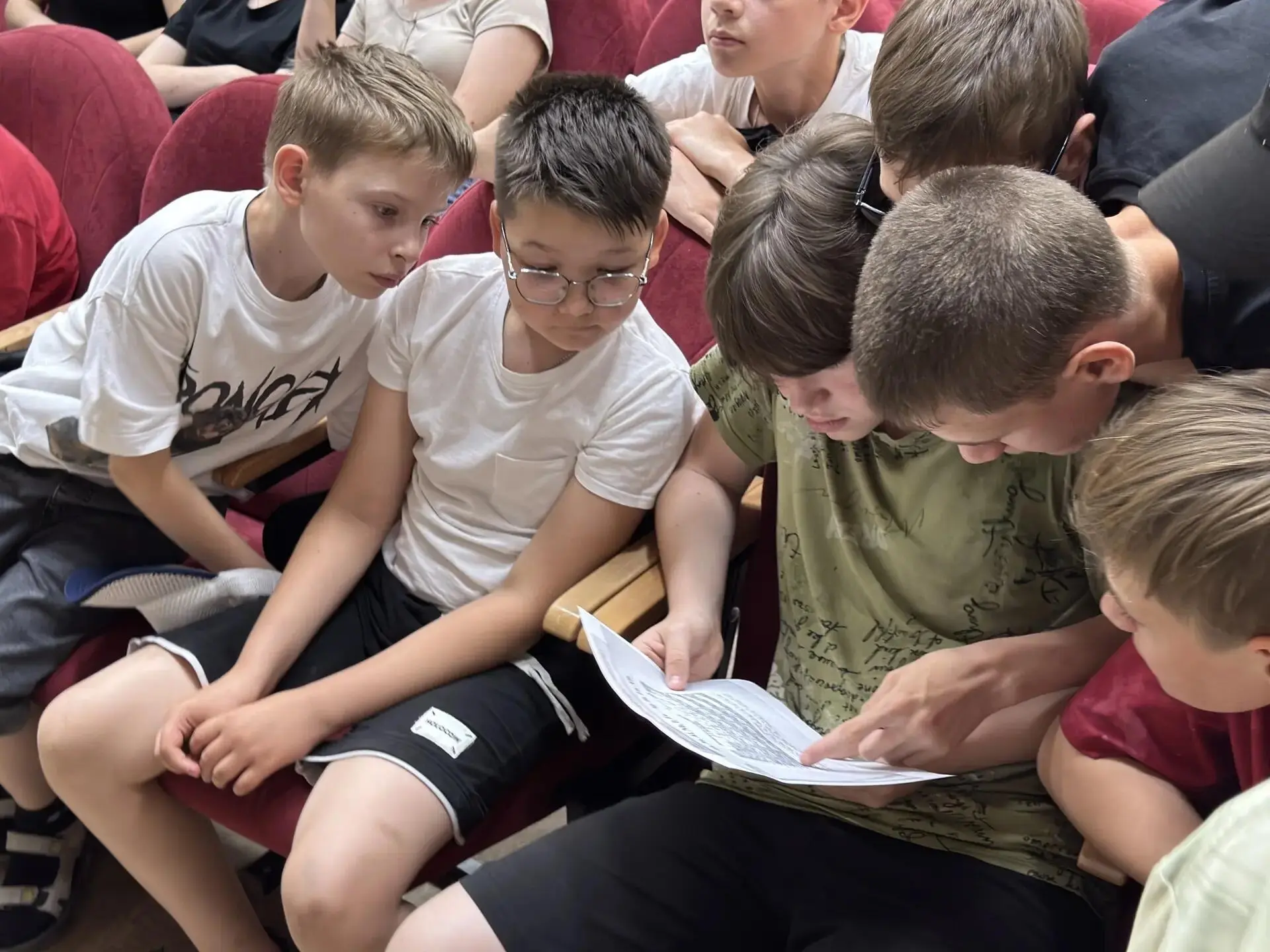 🌍 10 июня в ДК «Дон» специалисты природного парка «Усть‑Медведицкий» провели экологический турнир д