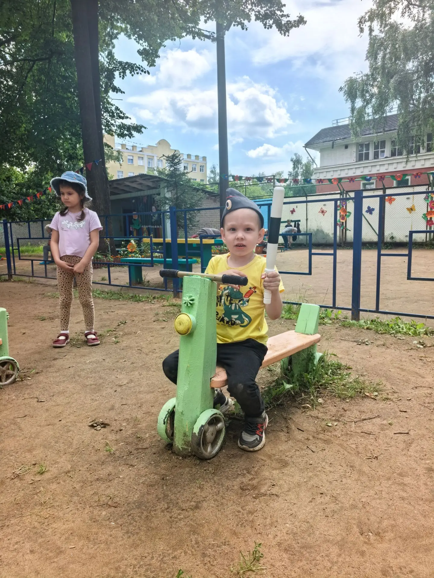 Летняя прогулка в детском саду ✨🌞

Что такое детская прогулка летом? Это море позитива, интересных 