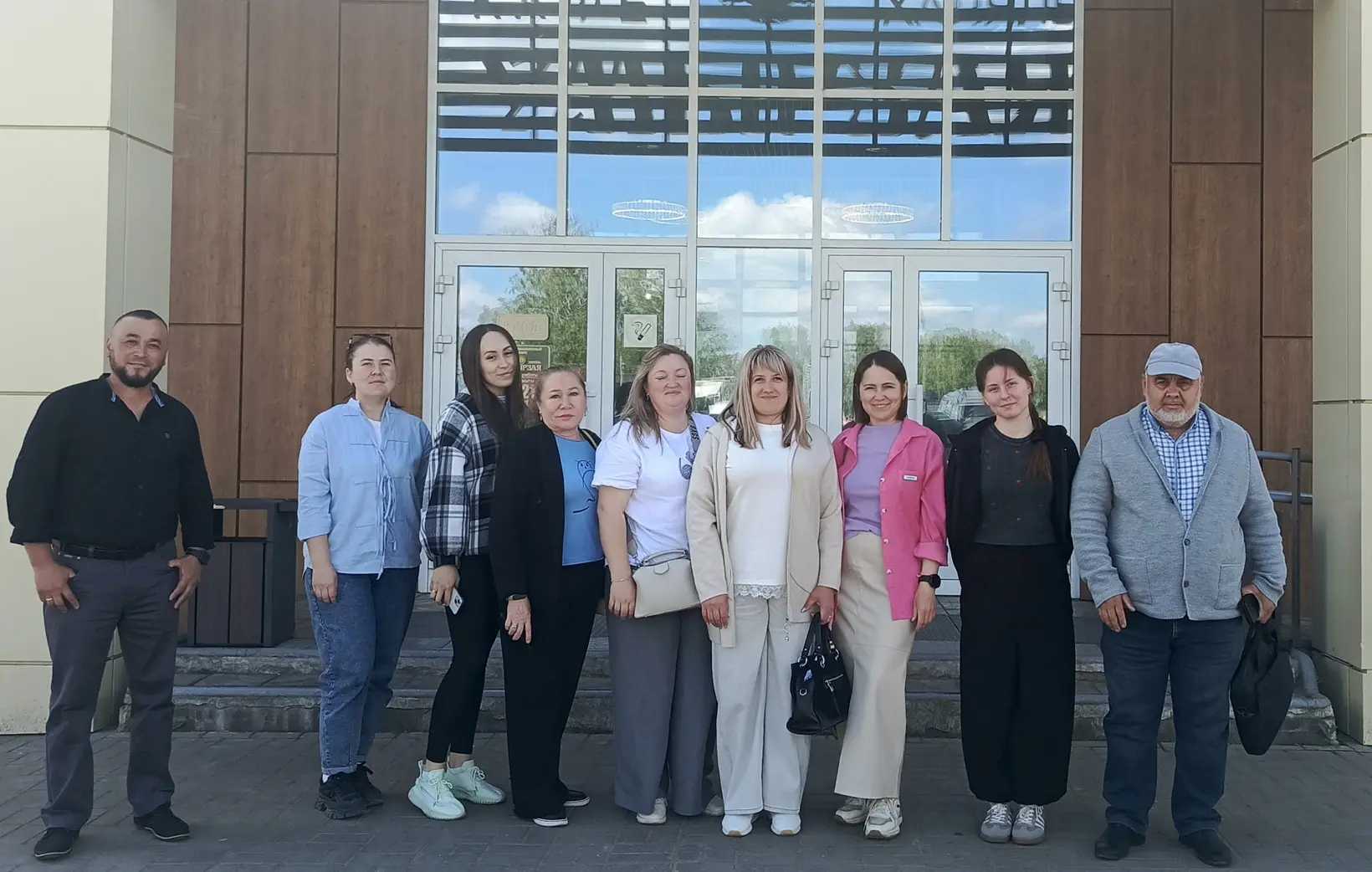 Сегодня в городском УВП при ЗРГВО состоялась встреча ветеринарных специалистов из пяти ...