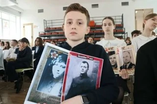 Неделя памяти! В актовом зале состоялось проникновенное литературно-музыкальное мероприятие. Со сцен