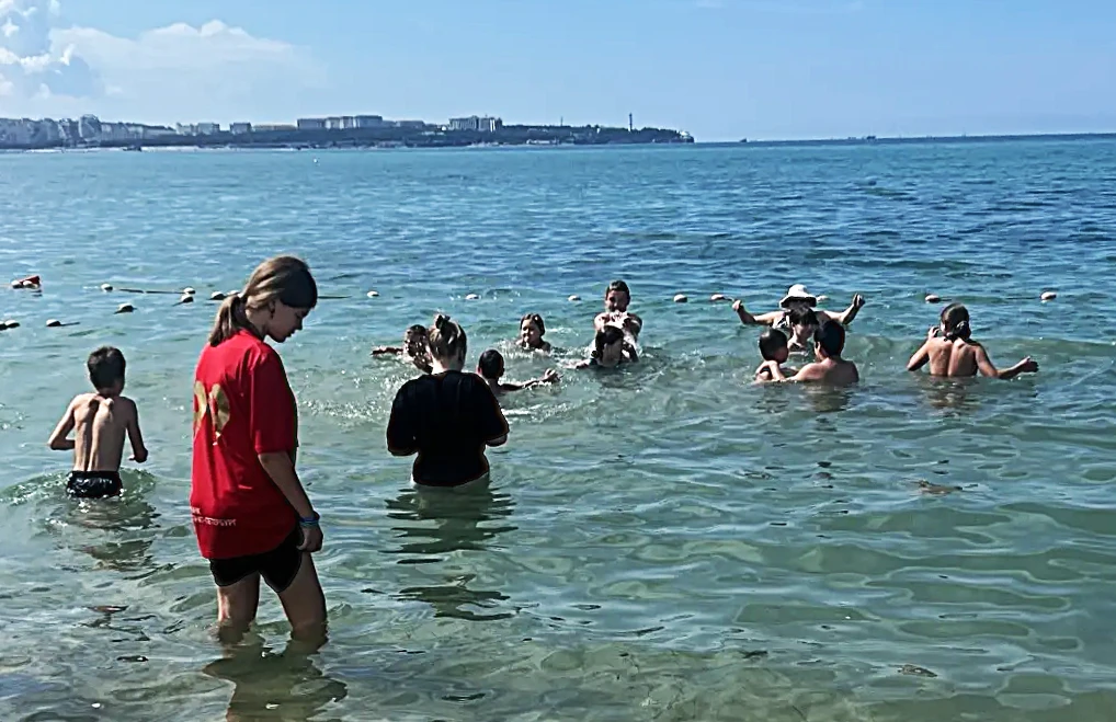 Футбольный триумф на море ⚽🏆🌞