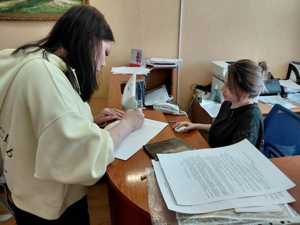 В Чебоксарах стартовала заявочная кампания по приему детей в первые классы  Сегодня начался важный э