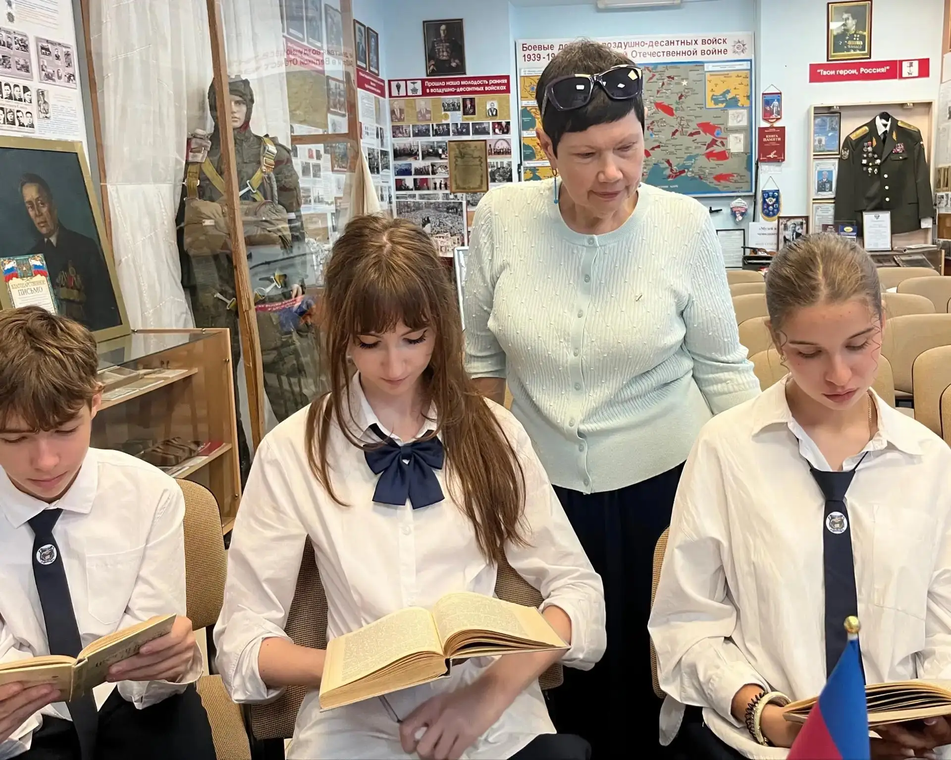 📚 8 СЕНТЯБРЯ — ДЕНЬ ЯЗЫКОВ НАРОДОВ РОССИИ!