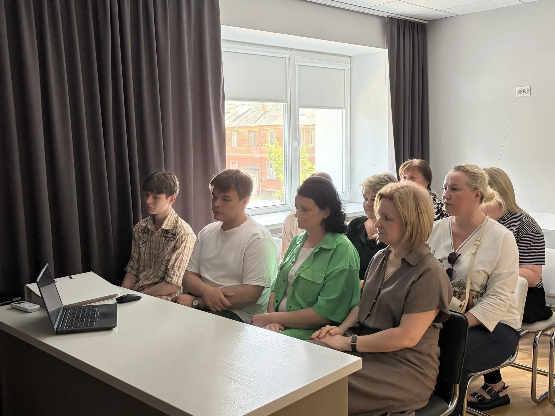 Сегодня мы посмотрели онлайн-трансляцию концертной программы «Реквием. Вечная слава героям», посвяще