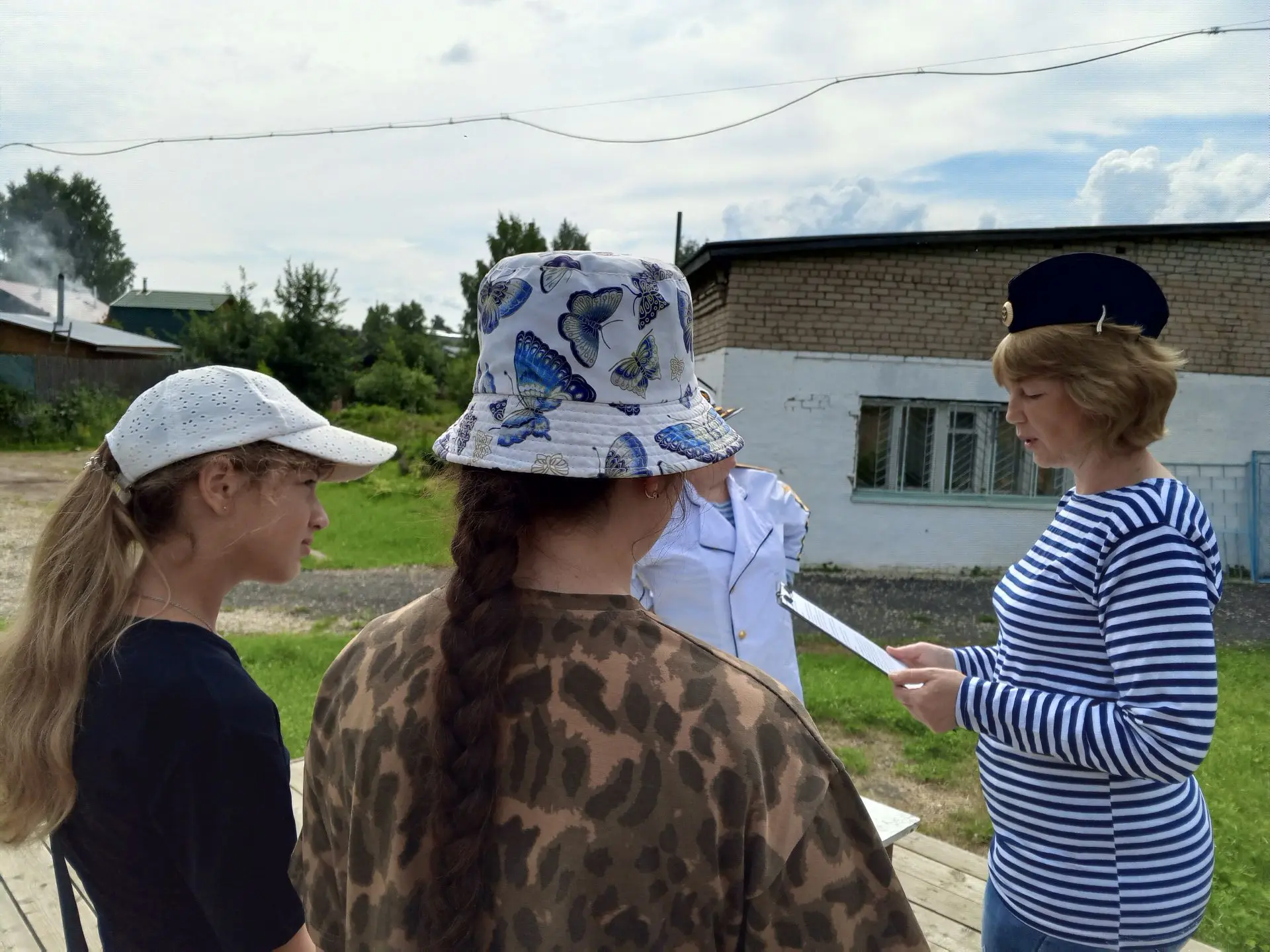 Наше путешествие по Южному Федеральному округу продолжилось в Калмыкии.
Это уникальный регион, где е