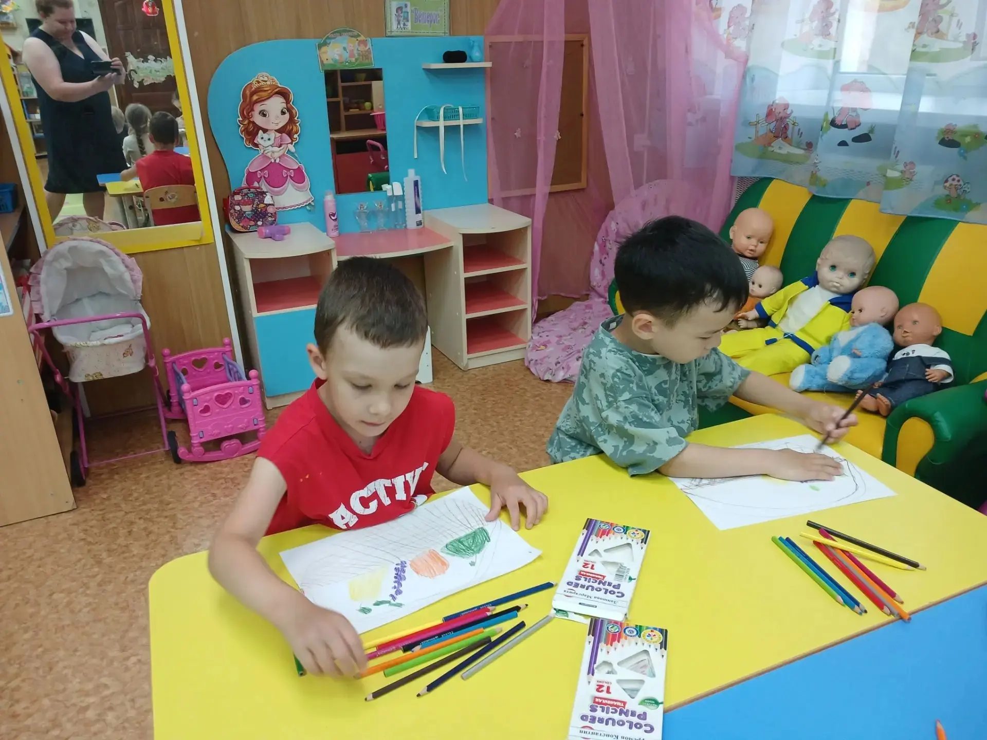 🍏🎨 Витаминная декада в старшей группе! 🍌🍇

На этой неделе в старшей группе нашего детского сада 