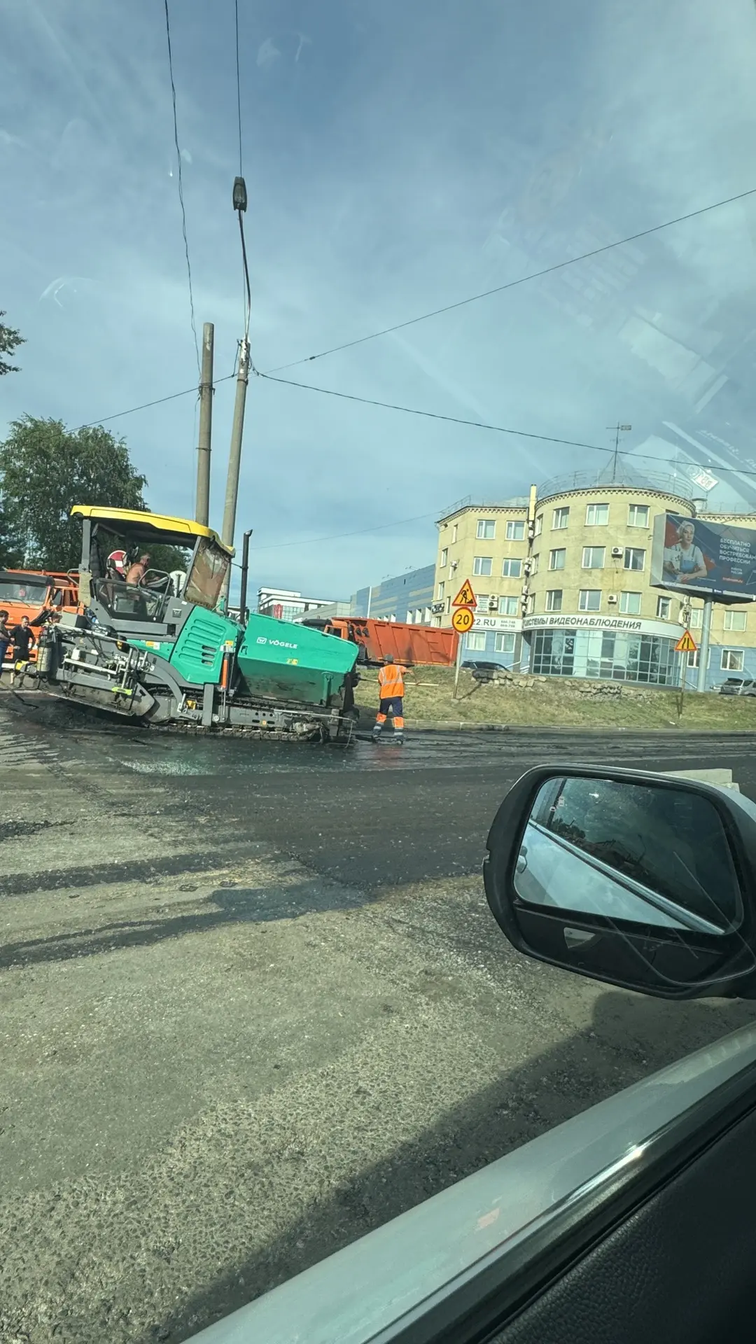 Прощай в понедельник пробки на проспекте строителей))) 
дорогу делают🚧🥳

(сейчас конечно тут пробо