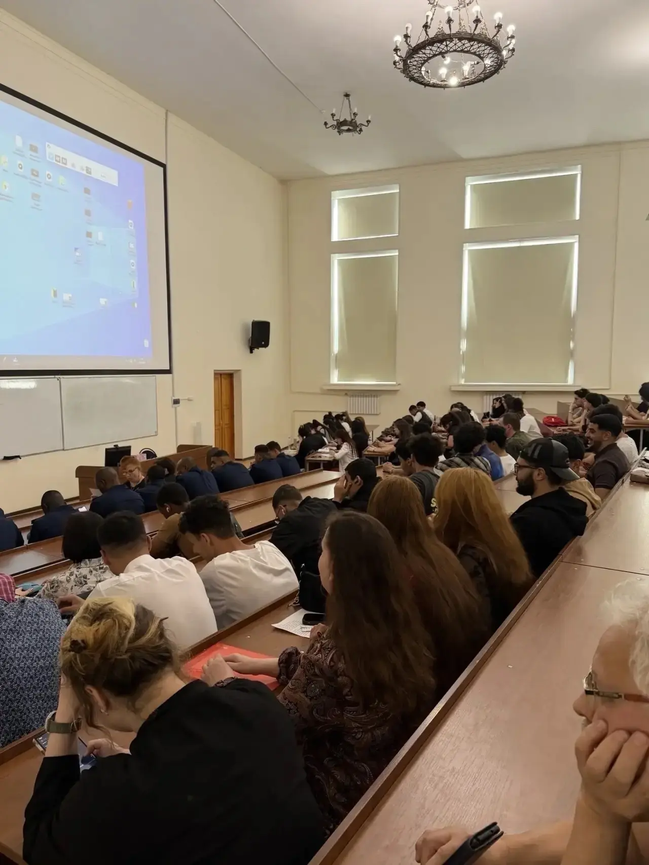 Стихи, песни и память поколений  ⭐ В РГРТУ прошёл международный конкурс «Стихи и песни о войне», пос