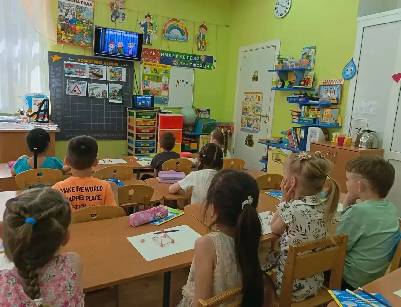 НАШИ #ДошкольноеОтделение #Предшкола #Безопасность #УступиДорогуПоездам  🚆 В рамках реализации регио