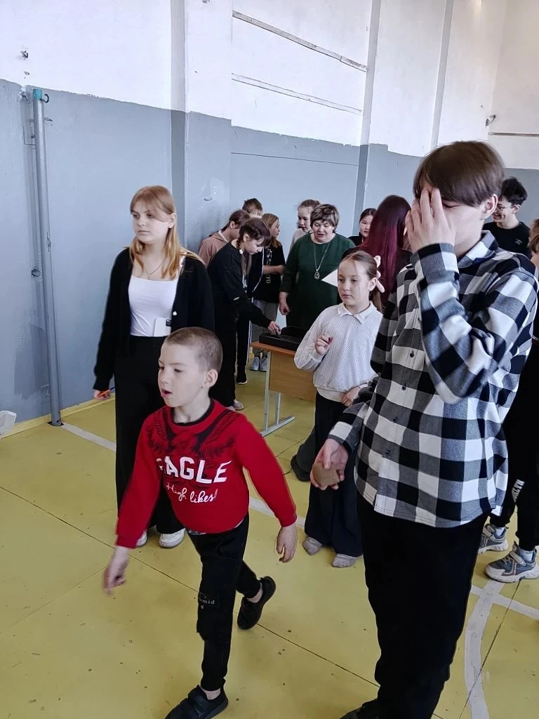 Играем вместе: "Орлята" покоряют настольные игры!  18 марта в первом корпусе нашей школы царила атмо