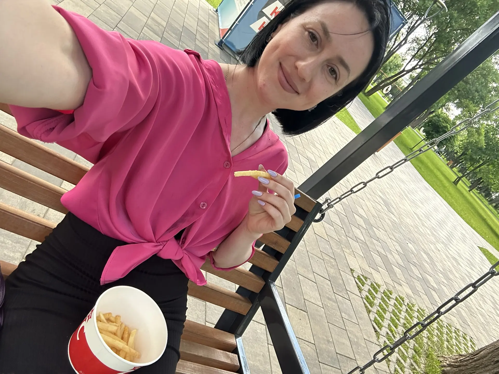 «Моя ценность НЕ зависит от размера букета, папа»