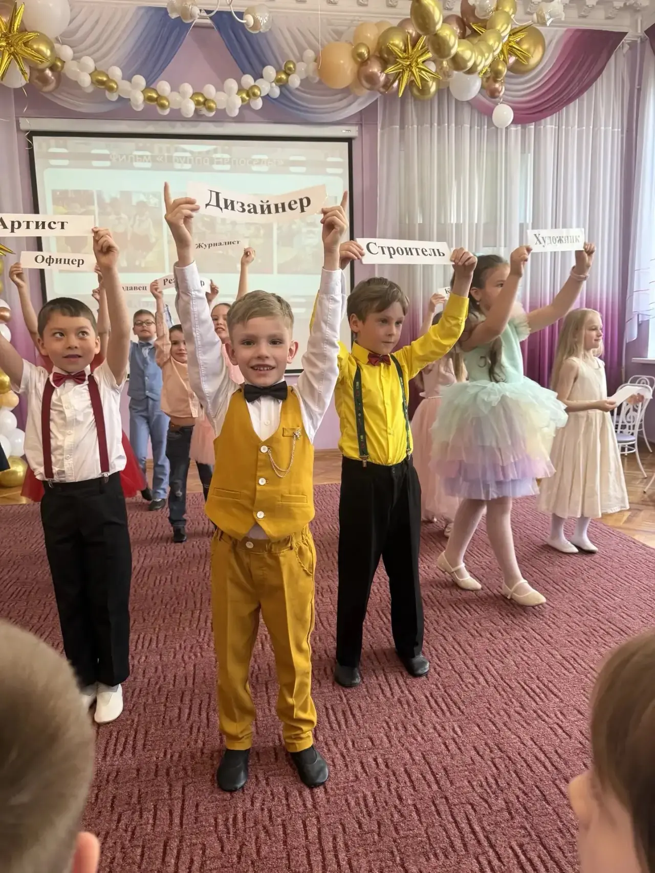Конец мая был окрашен яркими эмоциями - прошли выпускные в подготовительных группах «Непоседы» и «Со