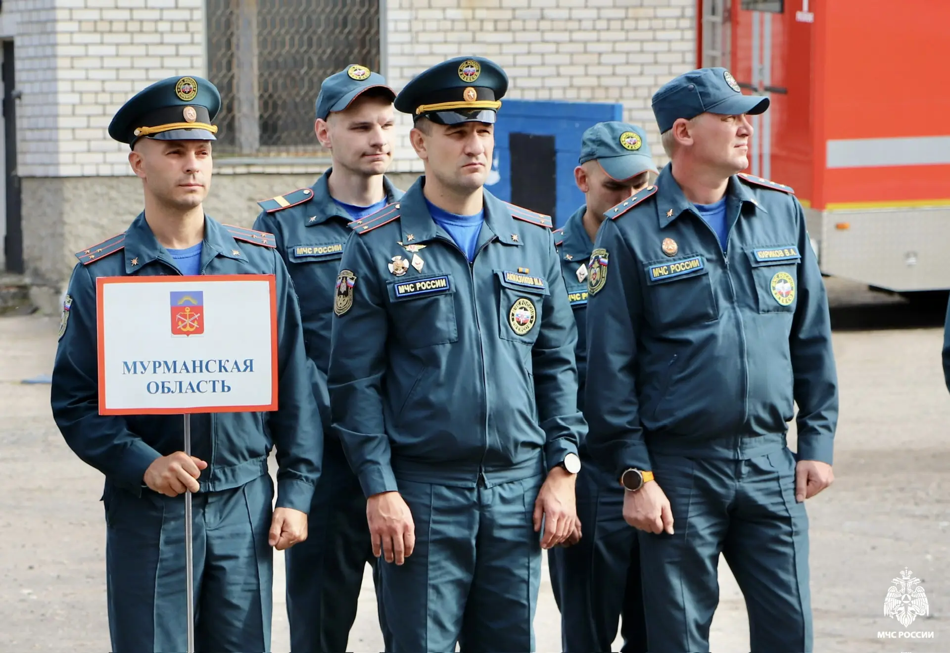 Сквозь дым и препятствия 

В Пскове завершился II этап смотра-конкурса среди звеньев газодымозащитно