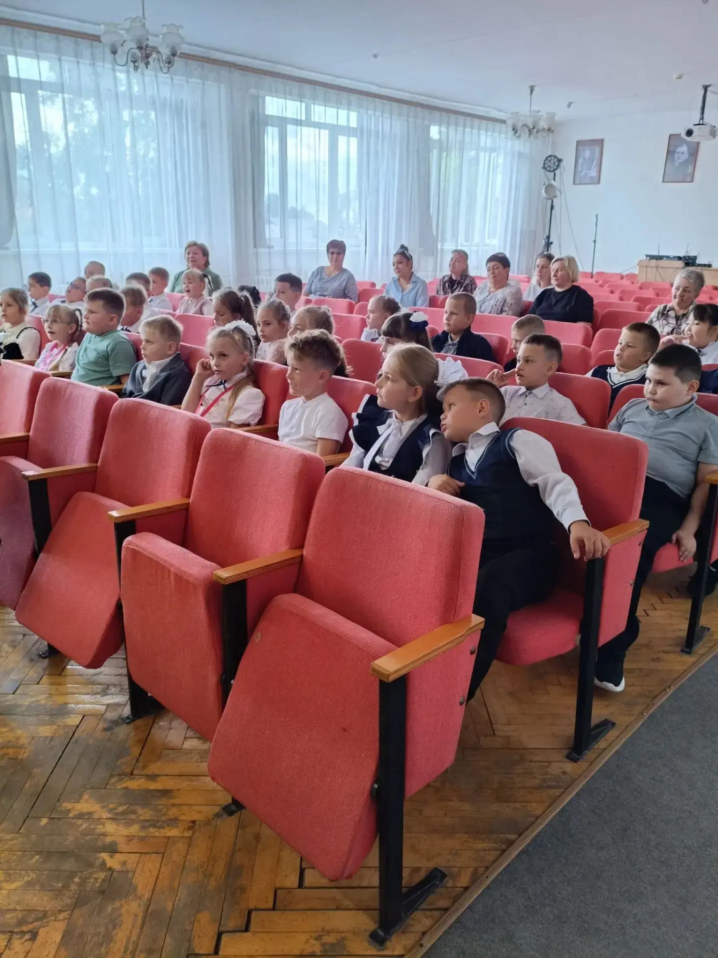 Первое свидание с искусством! 🎨🎻
