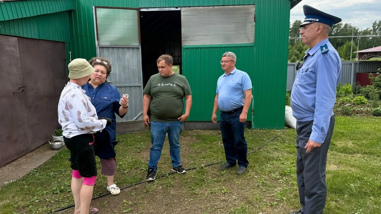 📸В   Менделеевском   районе  с.Бизяки,  прошел рейд  по контролю за соблюдением требований  к  соде