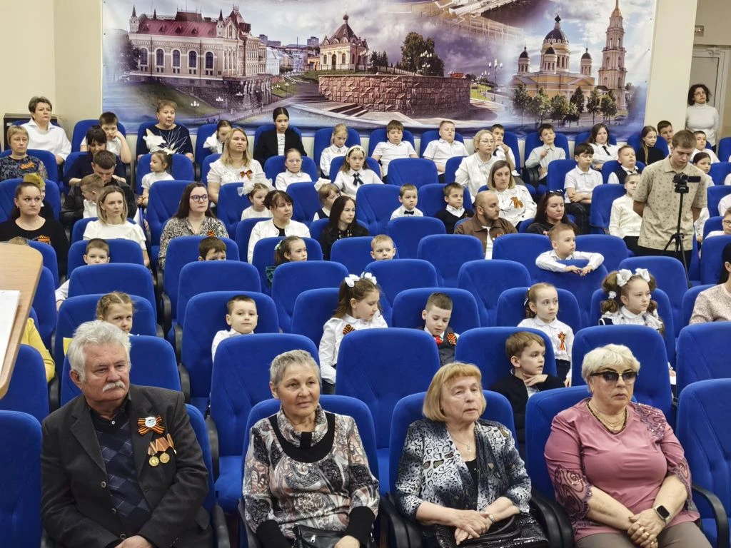 📜Масштабная акция «Наши семейные книги памяти»: когда история оживает в рассказах 🎞  📕16 апреля сост